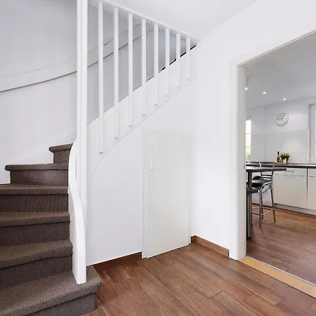 Kaeptn's Huus * كاليفورنيان