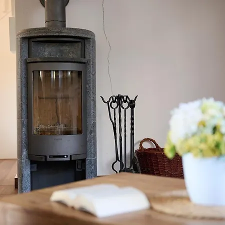 Kaeptn's Huus بيت للعطل