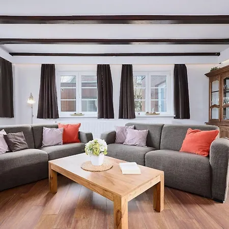 Kaeptn's Huus كاليفورنيان